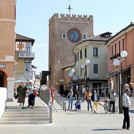 Lena Apartment Your Venice Gateway In Mestre Exterior photo