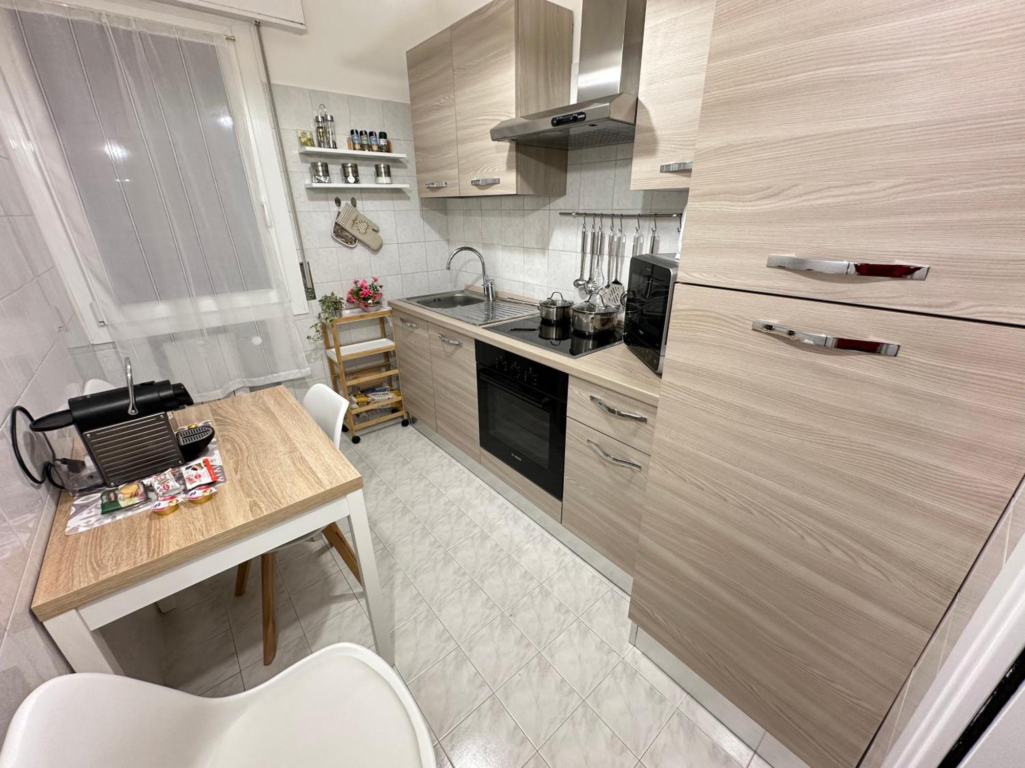 Lena Your Venice Gateway In Apartment Mestre